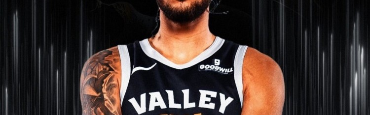 开云官方网站-G联盟场均17.5分！美记：太阳与杰登-沙克尔福德签Exhibit 10合同