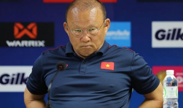 开云官方网站-越南结束东南亚统治 朴恒绪走下神坛仅剩一名助手