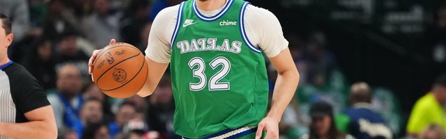 开云登录入口地址-独行侠vs马刺前瞻：弗拉格再战文班亚马，马刺背靠背作战遇考验