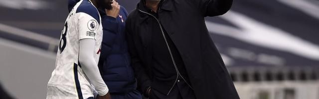 开云登录入口地址-穆帅：从未觉得贝尔不能踢全场 兰帕德下课太残酷