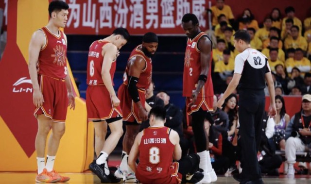 开云电子-张宁回应大腿肌肉撕裂：再选一次我还是会在那个节点上场打球