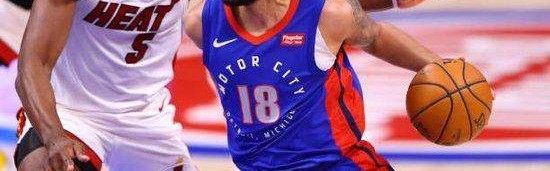 开云电子-勇士变矮人院！7后卫走湖人老路又矮又慢如何争冠？