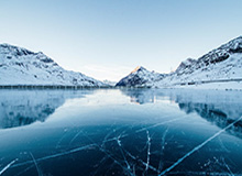 开云官方网站-英超吃瘪欧联开花？枪手降维打击6战全胜不足为喜