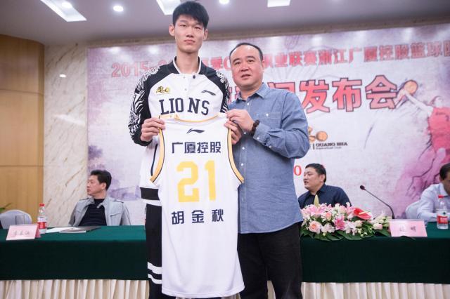 1748354167784060530.jpg VCG11475030644.jpg